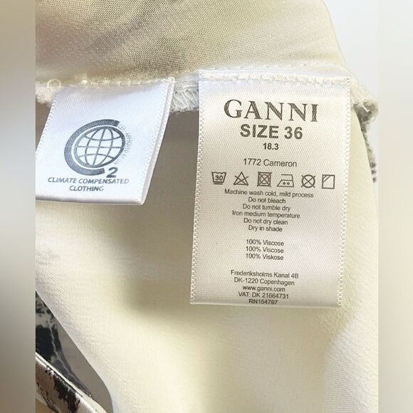 Ganni Cameron Floral Asymmetric Satin Midi Skirt. 36/ small - Picture 8 of 8